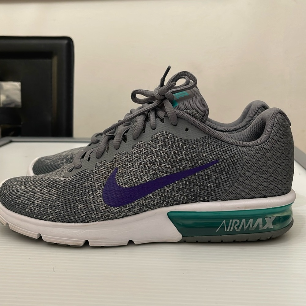 NIKE AIR MAX SEQUENT 2 RUNNING SNEAKERS WOMENS SIZE 9